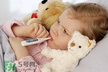 寶寶發燒多久能退？寶寶發燒燒多久？