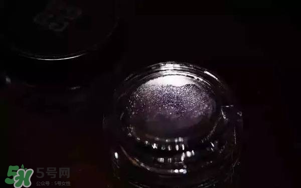 紀(jì)梵希黑紫色眼影膏怎么樣？紀(jì)梵希黑紫色眼影膏多少錢？