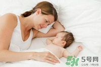夏天做月子穿什么鞋？夏天做月子如何選擇鞋子？