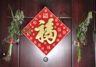 艾草掛門上是什么意思？艾草放門口什么作用？
