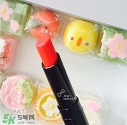 嬌蘭小黑裙003多少錢？嬌蘭小黑裙唇膏003專柜價(jià)格