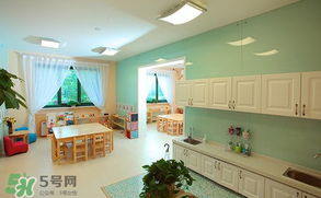 米雅上的幼兒園是哪一家？卡爾安娜國際兒童會館怎么樣？
