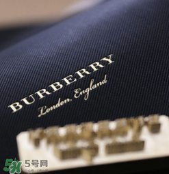 burberry dk88鎖頭包正品多少錢？巴寶莉dk88包專柜價格