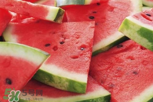 桃子和西瓜一起吃會中毒嗎？桃子和西瓜能一起吃嗎？