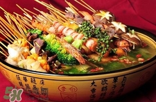 麻辣燙和冒菜有啥區別？麻辣燙和冒菜哪個好吃？