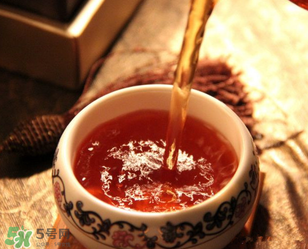 普洱茶發霉了怎么處理？普洱茶發霉了還能喝嗎？