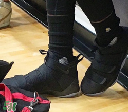 nike lebron soldier11黑冰配色什么時候發售？耐克士兵11黑冰發售時間