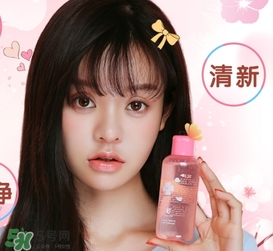 ?ukiss悠珂思和大創(chuàng)粉撲清洗劑哪個(gè)好？悠珂思和大創(chuàng)清洗劑對(duì)比