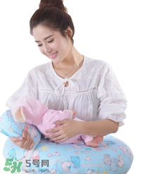 哺乳枕有必要買嗎？哺乳枕是不是必須品呢？