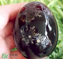 松花蛋是什么蛋？松花蛋是雞蛋還是鴨蛋？