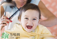 夏天寶寶能剃光頭嗎？夏天寶寶剃光頭好嗎？