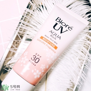 碧柔櫻花防曬霜怎么樣？碧柔櫻花防曬霜好用嗎？