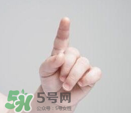 寶寶指甲多久剪一次？寶寶指甲多大可以剪？