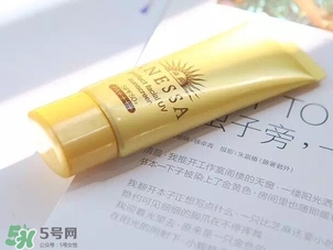 安耐曬9款防曬產品的評測_區別_對比