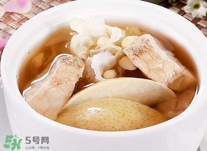 川貝燉雪梨的做法川貝放多少？川貝冰糖燉雪梨的禁忌