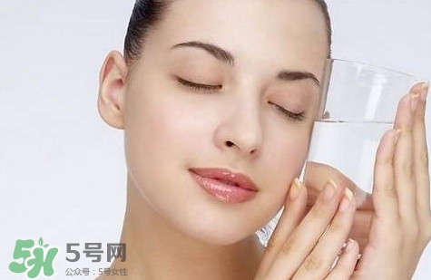 馬鈴薯能去痘印嗎？馬鈴薯可以祛痘印？