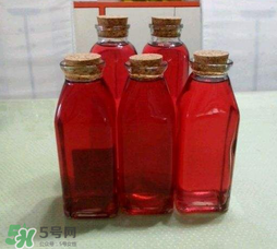 泡楊梅酒要放多少糖？泡楊梅酒放多少冰糖？