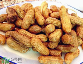 楊梅和花生能一起吃嗎？吃了楊梅還能吃生花生嗎？