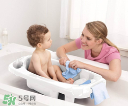 嬰兒浴盆是帶浴網還還是帶浴板好？嬰兒浴盆什么款式好？