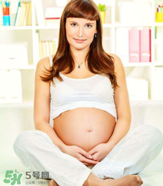 孕婦長痱子可以用痱子粉嗎？痱子粉對孕婦有危害嗎？