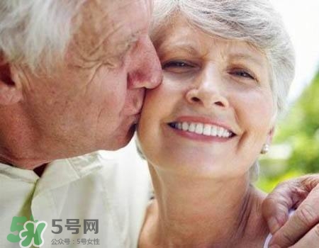 絕經后還有性需求嗎？絕經后性生活會懷孕嗎？