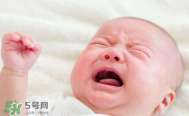 早產兒幾個月可以添加輔食？早產兒添加輔食需要延遲嗎？