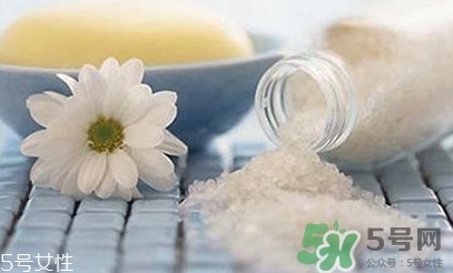 食鹽中的亞鐵氰化鉀是什么東西？亞鐵氰化鉀對身體有害嗎