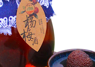 楊梅酒放糖好還是不放糖好？楊梅酒放什么糖好？