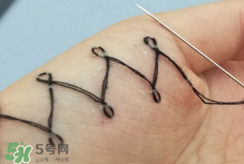 人體刺繡是從哪兒學的？人體刺繡容易誤導哪些孩子