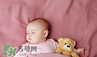 寶寶枕頭怎么選？寶寶枕頭什么樣的最好？