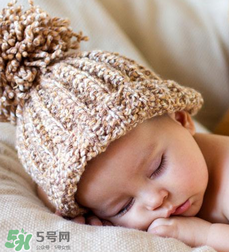寶寶枕頭高了會怎么樣？寶寶枕頭高的危害