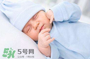 寶寶枕頭高了會怎么樣？寶寶枕頭高的危害
