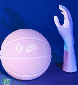 pigalle與nikelab2017聯名系列什么時候發售？