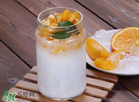 黃桃和酸奶能一起吃嗎？黃桃酸奶怎么做？