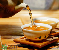喝茶能吃杏嗎？喝茶可以吃杏嗎？