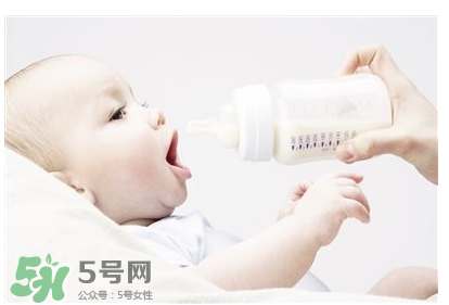 嬰幼兒奶粉為什么會有腥味 奶粉有腥味是正常的嗎？