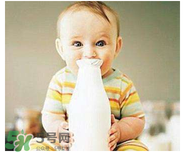 嬰幼兒奶粉為什么會有腥味 奶粉有腥味是正常的嗎？