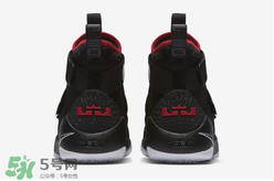 nike lebron soldier 11 bred多少錢？耐克士兵11黑紅配色專柜價格