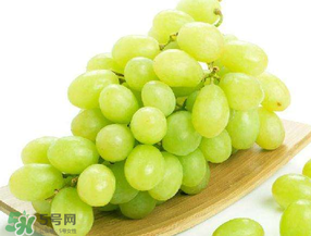 青提上有黑點(diǎn)怎么回事？青提長斑點(diǎn)是什么原因？