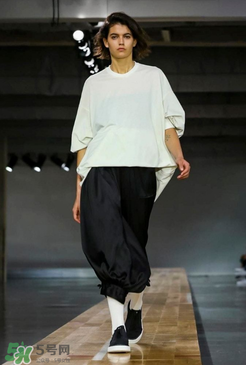 Y-32018春夏系列服裝怎么樣_好看嗎_款式有哪些？