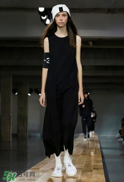 Y-32018春夏系列服裝怎么樣_好看嗎_款式有哪些？