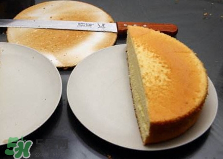 戚風蛋糕為什么不蓬松？戚風蛋糕不蓬松的原因