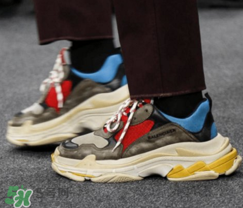 balenciaga triple s怎么預(yù)定？巴黎世家秋冬新款運動鞋在哪預(yù)定？