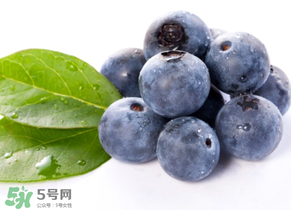 藍莓是什么顏色？藍莓泡水什么顏色？