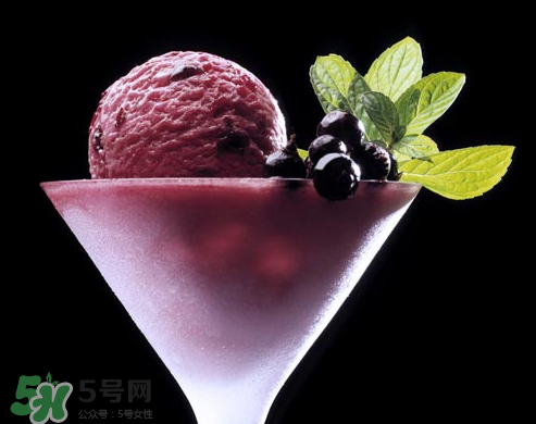 藍莓和螃蟹能一起吃嗎？吃藍莓和螃蟹會中毒嗎？