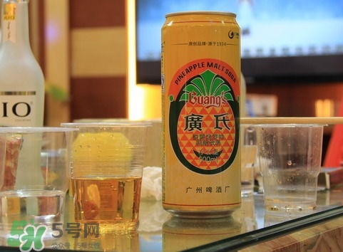 菠蘿啤是碳酸飲料嗎？菠蘿啤不能和什么一起吃？