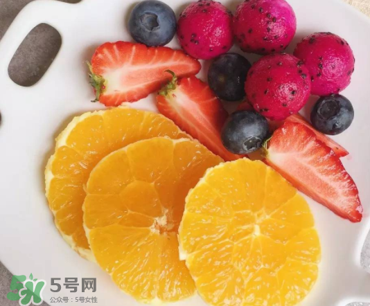 藍(lán)莓和橙子能一起吃嗎？藍(lán)莓和橙子一起吃好嗎？
