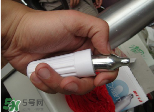 笑氣怎么玩？笑氣怎么用？