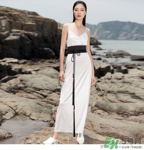 8月份去泰國(guó)穿什么？八月份去泰國(guó)穿什么衣服