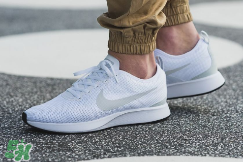 nike dualtone racer多少錢？耐克dualtone racer跑鞋價格
